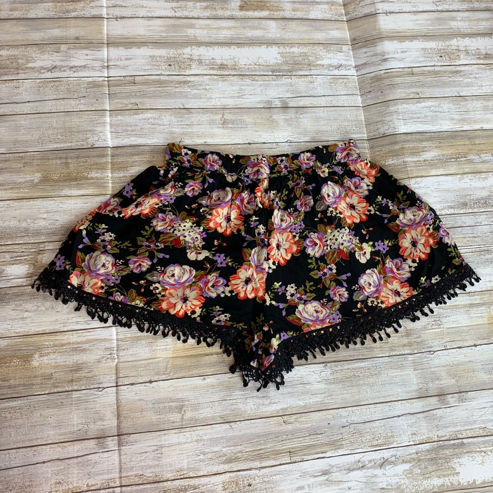 Band Of Gypsies Black Floral Shorts